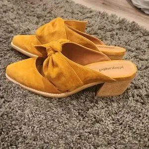 セール! Jeffrey Campbell Cyrus Bow Mules セール! Jeffrey Campbell Cyrus Bow Mules